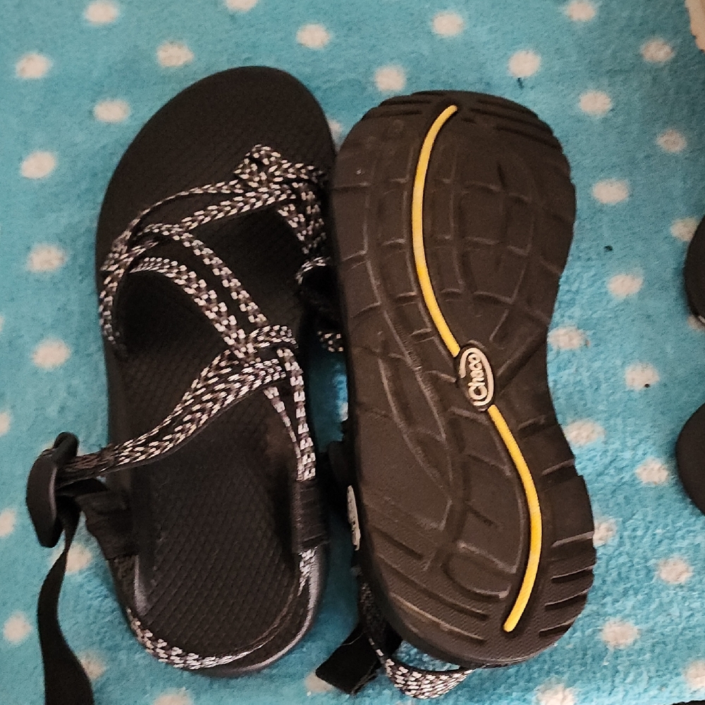Chaco Strappy Black and Gray Sandals